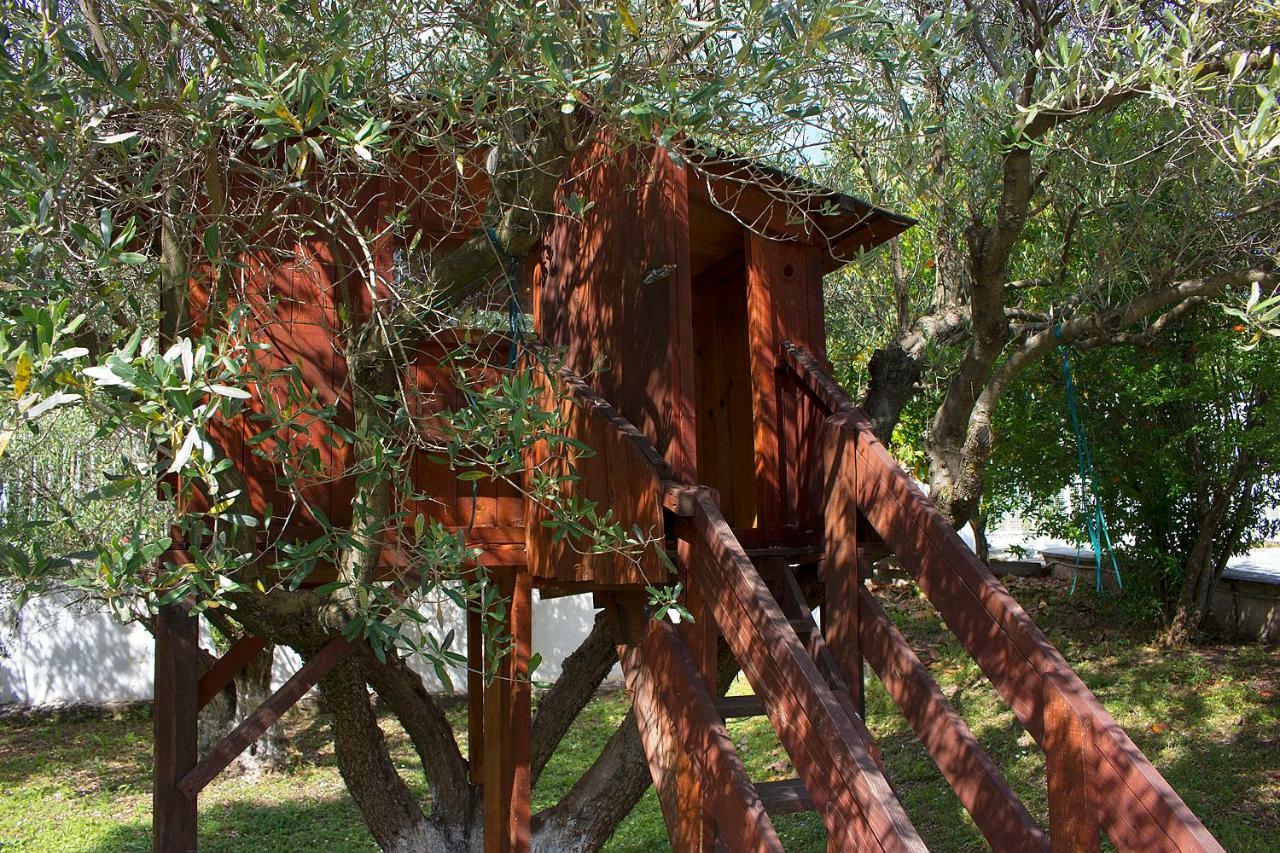 Pomegranate Tree House - Meteora Country house